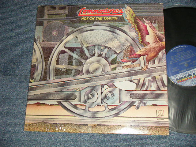 画像1: COMMODORES - HOT ON THE TRACKS (Ex+++/Ex+++) / 1976 US AMERICA ORIGINAL Used LP 