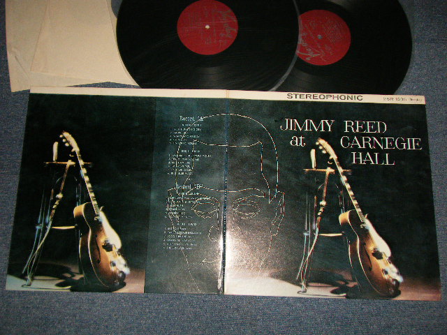 画像1: JIMMY REED - Jimmy Reed At Carnegie Hall (Ex++/MINT-, Ex+++) / 1980's US AMERICA REISSUE "MAROON Label"  STEREO Used 2-LP 