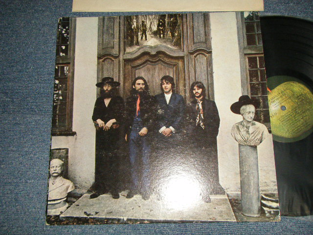 画像1: THE BEATLES - HEY JUDE (Matrix #A)SO-1-385Z 32 BellSound sf  --◁ B)SO-1-385Z 31 #2 BellSound sf  --◁) "WINCHESTER Press in VIRGINIA"(Ex++/Ex+++ Looks:Ex++) / 1970 US AMERICA ORIGINAL 1st Press "MFD. BY APPLE Label" "NO BLACK SLEEVE" Used LP