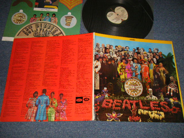 画像1:  BEATLES  - SGT PEPPERS LONELY HEARTS CLUB BAND(With Cut Outs + NO CUSTOM SLEEVE) (Matrix #A)SMAS-1-2653-A-23 ・CJ　＊ B)SMAS-2-2653-A-23 ・CJ　＊ ) "LOS ANGELES Press in CA"  (Ex+++/MINT- EDSP) / 1971 Version US AMERICA REISSUE ""Mfg. BY APPLE RECORDS, INC."Label Used LP 