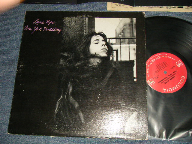 画像1: LAURA NYRO - NEW YORK TENDABERRY (With LYRIC SONG SHEET) (Matrix #A)2C / B)2C) "TERRE HAUTE Press in INDIANA" (Ex++/Ex++ Looks:Ex+ A-1:Ex-) / 1969 US AMERICA ORIGINAL "360 SOUND Label" Used LP