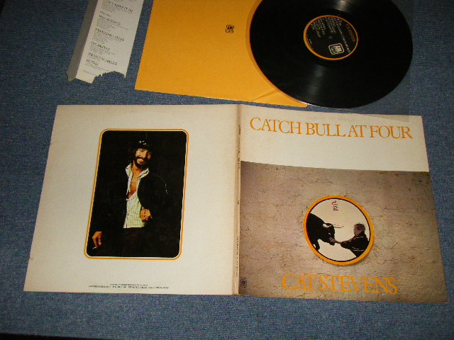 画像1: CAT STEVENS - CATCH BULL AT FOUR(With TITLE SHEET) (With CUSTOM "YELLOW" SLEEVE) (Matrix #A)SP-4629 P2 STERLING 3 LH B)SP 4630 P4 STERLING2 LH) "PITMAN Press in NJ" (Ex++/Ex+++ Looks:MINT-) / 1972 US AMERICA ORIGINAL 1st Press "CUSTOM Label" Used LP 