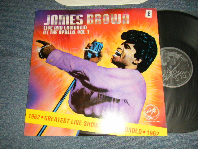 画像1: JAMES BROWN - LIVE AND LOWDOWN AT THE APOLLO VOL.1 (Ex++/MINT- STOFC) / 1985 US AMERICA REISSUE Used LP