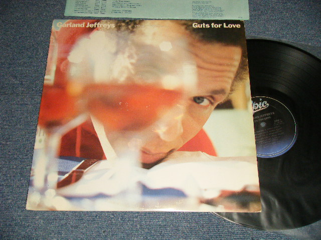 画像1: GARLAND JEFFRREYS - GUTS FOR LOVE (ith CUSTOM SLEEVE) (Ex++/Ex+++) / 1982 US AMERICA ORIGINAL Used LP