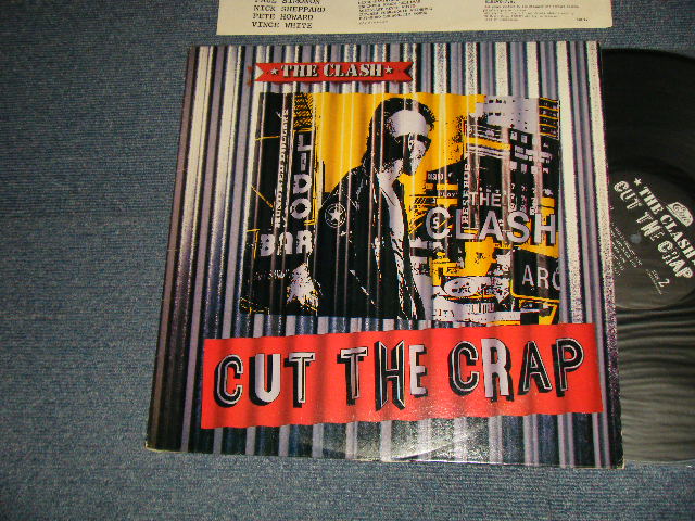 画像1: The CLASH  - CUT THE CRAP (With CUSTOM INNER SLEEVE) (MINT-, Ex+/Ex+++) / 1985 US AMERICA ORIGINAL Used LP 