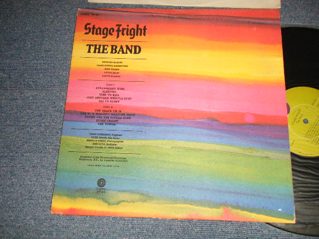 画像1: THE BAND - STAGE FRIGHT(Matrix #A)SW-1-425-Z-5 #3 STERLING RL 0 B)SW-2-425-Z-6 #4 STERLING RL 0)  "JACKSKONVILLE Press in ILLINOIS"(Ex++/Ex+++ Looks:Ex++ EDSP)  / 1970 US AMERICA ORIGINAL 1st Press "GREEN with Purple Color 'C' on TOP LABEL" Used LP  