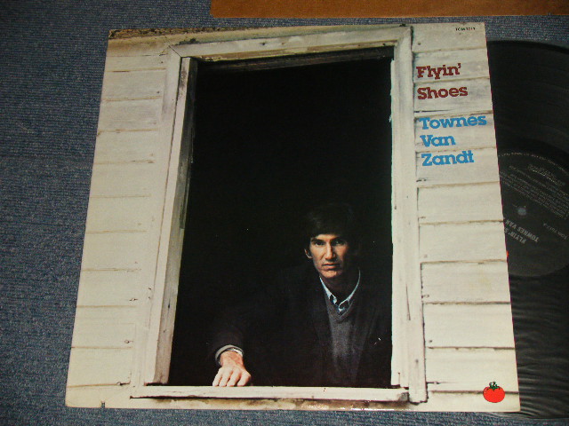 画像1: TOWNES VAN ZANDT  - FLYIN' SHOES (With ORIGINAL INNER SLEEVE) (Ex++/MINT- CUT OUT) / 1978 Version US AMERICA ORIGINAL Used LP 