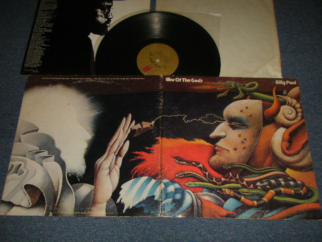画像1: BILLY PAUL - WAR OF THE GODS (With INSERTS) (Ex/Ex++ Looks:Ex+++) / 1973 US AMERICA ORIGINAL Used LP 