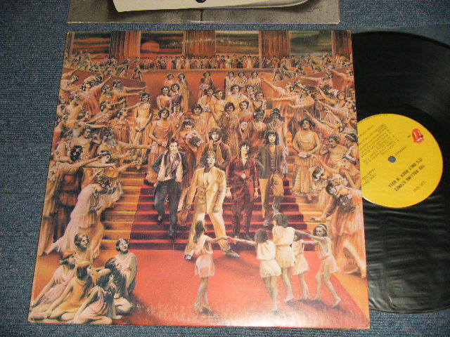 画像1:  THE ROLLING STONES - IT'S ONLY ROCK N' ROLL (With CUSTOM INNER SLEEVE)  (Matrix #A)ST-RS-743197-FF 19395(2) PR ROLLING STONES RECORDS   B)ST-RS-743198-JJ 19395-X(2)  PR RS ROLLING STONES RECORDS) "MO / MONARCH Press in CA"(Ex+/Ex+++) / 1974 US AMERICA ORIGINAL 1st Press "ROLLING STONES RECORDS DSIT by ATLANTIC with 75 ROCKFELLER  Label" Used LP 