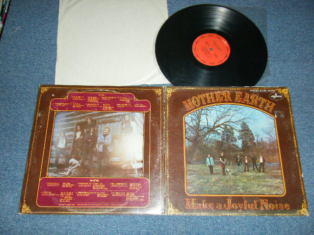 画像1: MOTHER EARTH (TRACY NELSON) - MAKE A JOYFUL NOISE (Matrix #A)SR-61226-A M2 MR B)SR-61226-B M2 MR  "MONARCHPress in CA" (Ex++/MINT- BB) / 1969 US AMERICA ORIGINAL " RED Label" Used LP 