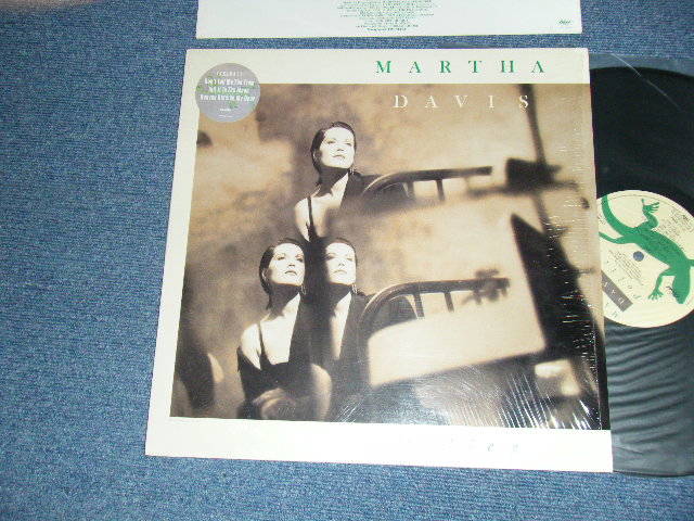 画像1: MARTHA DAVIS - POLICY (With CUSTOM INNER SLEEVE) (MINT-/MINT-) / 1987 US AMERICA ORIGINAL Used LP 