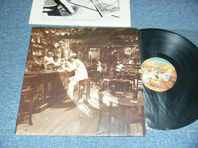 画像1: LED ZEPPELIN - IN THROUGH THE OUT DOOR "Without/NO BROWN BAG" "With CUSTOM INNER SLEEVE" ("A" TYPE Jacket) (Matrix #A)S156  SSK-59410-A5 TRAWBERRY   B)S56 SSK-59410-B4 STRAWBERRY) (Ex+++/Ex+++ Looks:MINT-) / 1979 UK ENGLAND ORIGINAL Used LP  