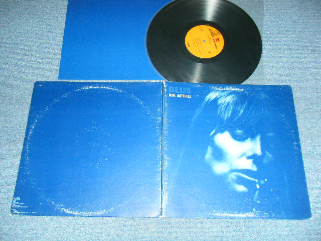 画像1: JONI MITCHELL - BLUE (With BLUE INNER SLEEVE) (Matrix #A)T2 MS-2038 31218(RE 2)-2 BG B)T1 MS-2038 31219(RE-2)-2 BG) "TERRE HAUTE Press in INDIANA" "BG/ BERNIE GRUNDMAN LAQURE Cut"  (Ex+/MINT- Ex++ Looks:Ex-) / 1970 US AMERICA ORIGINAL "1st Press BROWN with STEREO at Bottom Label" Used LP 