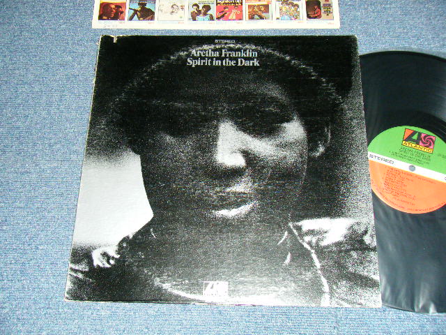 画像1: ARETHA FRANKLIN - SPIRIT IN THE DARK (Matrix # A)ST-A-701975-2A T B)ST-A-704976-1A CTFH 1T) "CTH/TERRE HAUTE Press in INDIANA" (Ex+/MINT- CUT OUT, EDSP) / 1970 US AMERICA ORIGINAL 1st Press "GREEN & RED with 1841 BROADWAY Label" Used LP 　