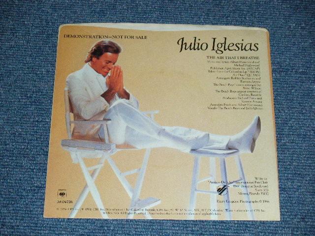 画像2: JULIO IGLESIAS With BEACH BOYS - THE AIR THAT I BREATHE (MINT-/MINT) / 1984 US AMERICA ORIGINAL "PROMO ONLY SAME FLIP ST-ST" Used 7" 45rpm Single With PICTURE SLEEVE