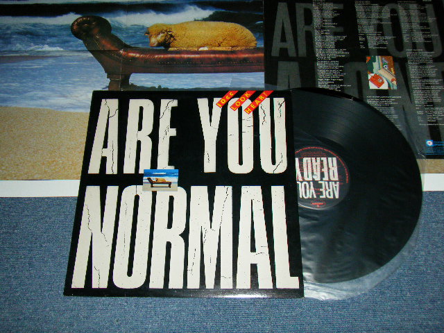 画像1: 10CC 10 CC - LOOK HEAR (with CUSTOM INNER & POSTER) (Ex++/Ex+++) / 1980 UK ENGLAND ORIGINAL Used LP