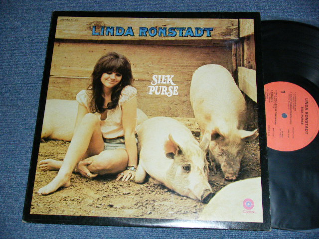 画像1: LINDA RONSTADT - SILK PURSE (Matrix #A)ST-407 A-8・ 1 * MASTERED BY CAPITOL  B)ST--407-A-11・ 1 * MASTERED BY CAPITOL) "LOS ANGELES Press in CA"  (Ex+++/Ex+++)/ 1972 Version US AMERICA "ORANGE Label" Used LP 
