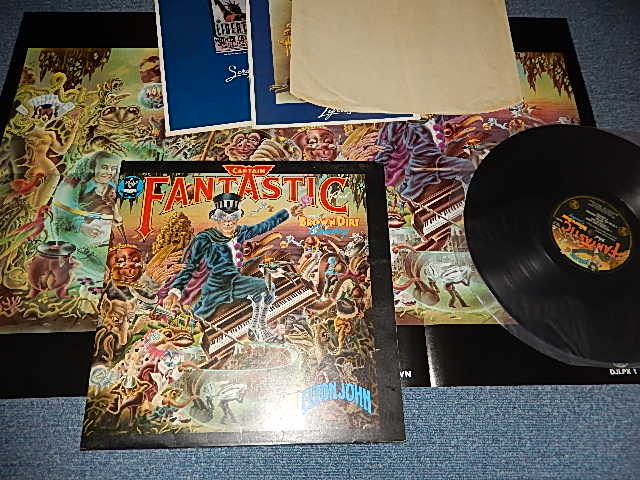 画像1: ELTON JOHN  - CAPTAIN FANTASTIC  : With POSTER & TWO BOOKLET  (Ex++/Ex++ B-1,2:VG++ SCRATCH) /  1975 UK ENGLAND ORIGINAL Used  LP 