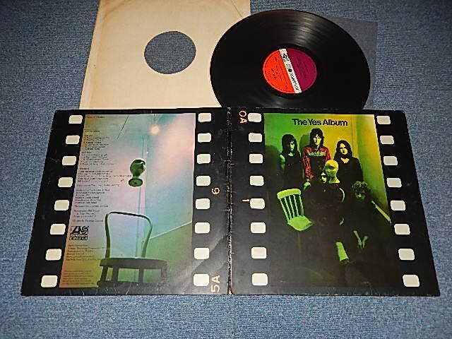 画像1: YES -  THE YES ALBUM (Matrix #A) A//1 1 1 3 B) B//1 1 1 1 7 ) (Ex++/Ex++ Looks:Ex, Ex+++) / 1971 UK ENGLAND ORIGINAL1st Press "RED & PLUM Label" Used LP  