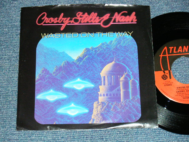 画像1: CS&N  CROSBY STILLS & NASH - A) WASTED ON THE WAY  B) DELTA (Ex+++/MINT-) / 1982 US AMERICA ORIGINAL Used 7"Single  With PICTURE SLEEVE
