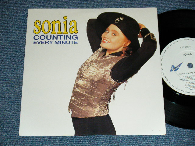 画像1: SONIA - A)COUNTING  B)EVERY MINUTE (Ex+/MINT- PINHOLE) / 1990 UK ENGLAND ORIGINAL Used 7" 45rpm Single With PICTURE SLEEVE