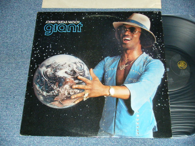 画像1: JOHNNY "GUITAR" WATSON - GIANT (Ex+/MINT- EDSP) / 1978 US AMERICA ORIGINAL Used LP 