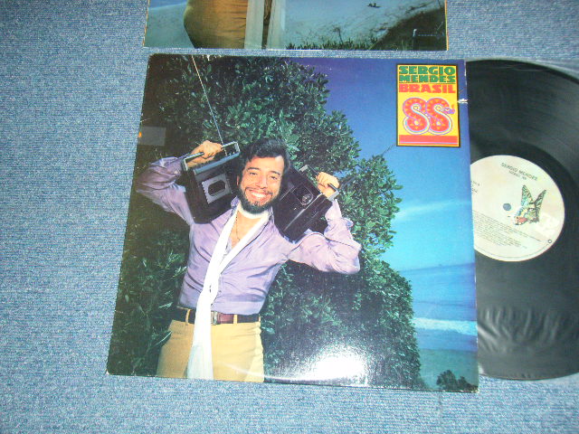 画像1: SERGIO MENDES - BRAZIL '88 (With CUSTOM INNER)  (Ex+/MINT- WOBC) /1978 US AMERICA ORIGINAL Used LP 