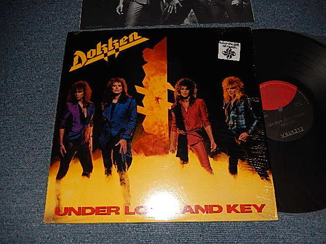 画像1: DOKKEN - UNDER LOCK AND KEY (With CUSTOM INNER SLEEVE) (MINT-/MINT) / 1985 US AMERICA ORIGINAL Used LP
