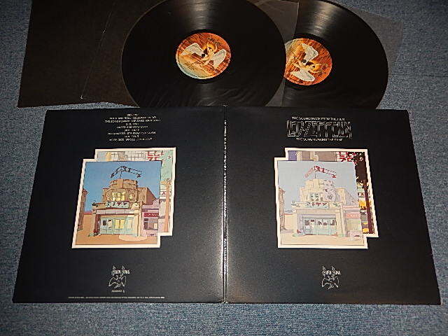 画像1: LED ZEPPELIN - THE SONG REMAIN THE SAME (Matrix #A)SSK-89402A2 B)SSK-89402B2 C)SSK-89402C2 D)SSK-89402D2) (Ex+++/MINT- Looks:Ex+++ A-4:Ex) / 1976 UK ENGLAND ORIGINAL Used 2-LP  