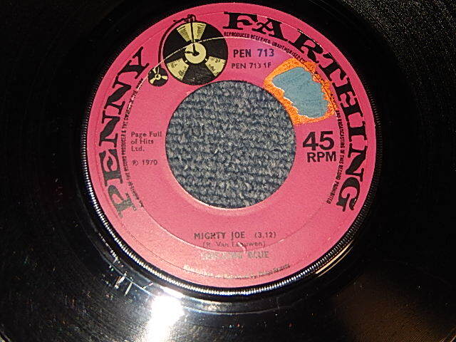 画像1: The SHOCKING BLUE - A)MIGHTY JOE   B) WILD WILD(Ex(++/Ex++) / 1970 UK ENGLAND ORIGINAL Used 7" 45 rpm Single