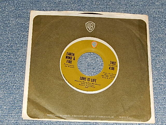 画像1: EARTH, WIND and & FIRE - A) LOVE IS LIFE  B) THIS WORLD TODAY (A:Ex+++/B:Ex+++)  / 1971 US AMERICA ORIGINAL 1st Press "GREEN LABEL"  Used 7" 45rpm Single 