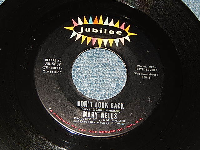 画像1: MARY WELLS - A)DON'T LOOK BACK   B) 500 MILES (Ex+++/Ex+++) / 1968 US AMERICA ORIGINAL Used 7" Single  