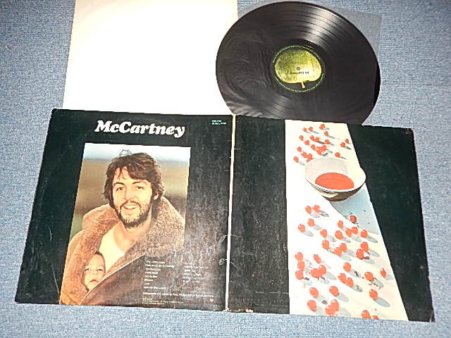 画像1: PAUL McCARTNEY of THE BEATLES  - McCARTNEY (Matrix #A)YEX-775 A-2U 5 HG B)YEX-776 B-2U 2 AO) (Ex++/Ex++) /  1970 UK ENGLAND ORIGINAL Used LP 
