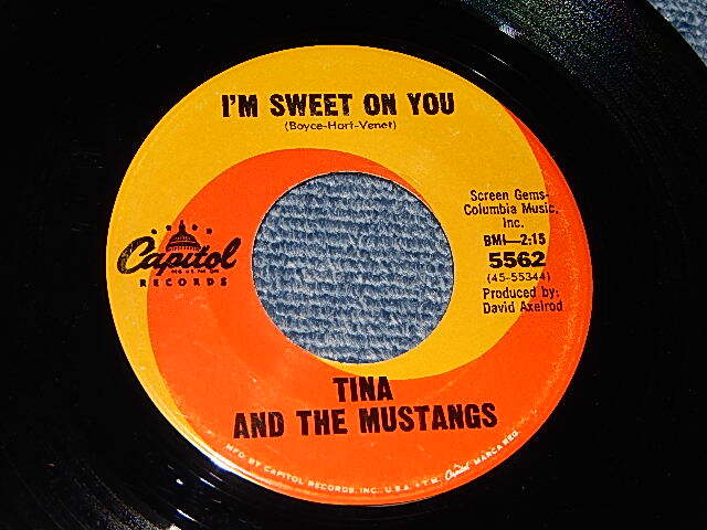 画像1: Tina And The Mustangs - A) I'm Sweet On You   B) Smokey Joe's (Ex+++/Ex+++) / 1966 US AMERICA ORIGINAL Used 7"45 rpm