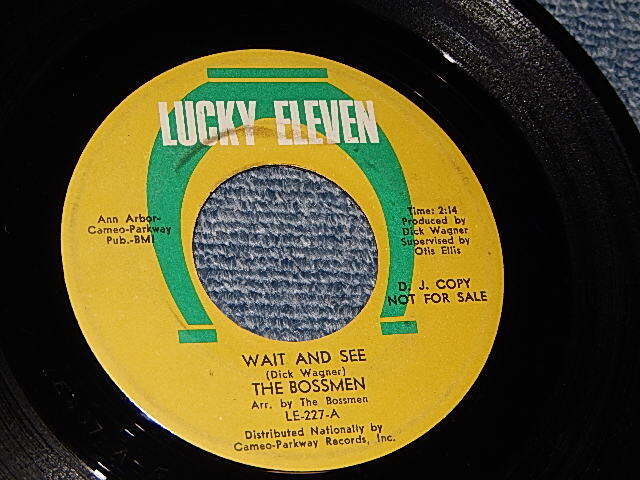 画像1: THE BOSSMEN - WAITE AND SEE   B) YOU'RE THE GIRL FOR  ME  (AMERICAN GARAGE) (Ex+++/Ex+++) / 1966 US AMERICA ORIGINAL "PROMO"  Used 7" Single 