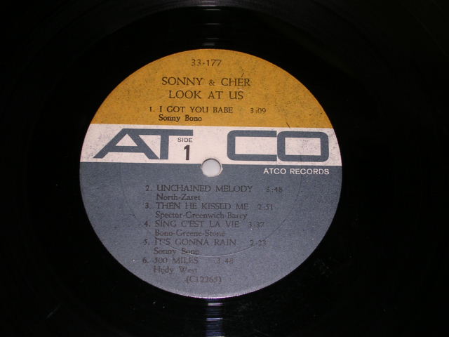 画像: SONNY & CHER - LOOK AT US / 1965 US ORIGINAL MONO LP With TITLE STICKER on FRONT 