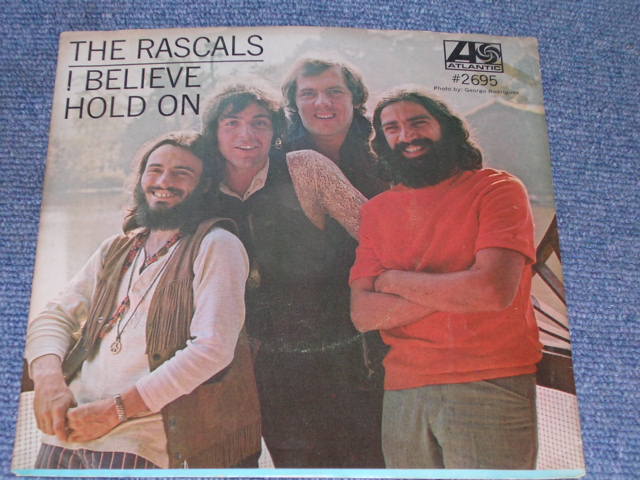 画像1: RASCALS - HOLD ON / 1969 US ORIGINAL 7"45 Single With PICTURE SLEEVE