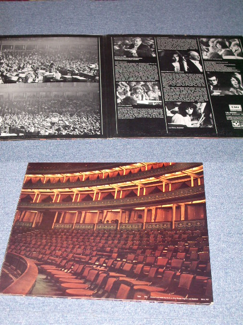 画像: DEEP PURPLE The ROYAL PHILHARMONIC Orchestra Conducted by MALCOLM ARNOLD - DEEP PURPLE The ROYAL PHILHARMONIC Orchestra Conducted by MALCOLM ARNOLD: IN LIVE AT THE ROYAL ALBERT HALL : CONCERTO FOR GROUP AND ORCHESTRA( Matrix # A-1/B-1) ( Ex+++/Ex+++ Looks:Ex++ ) / 1970 UK ENGLAND ORIGINAL HARVEST Used  LP 