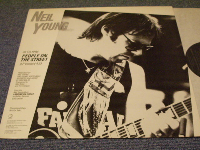 画像1: NEIL YOUNG - PEOPLE ON THE STREET   / 1986 US PROMO ONLY ORIGINAL 12"