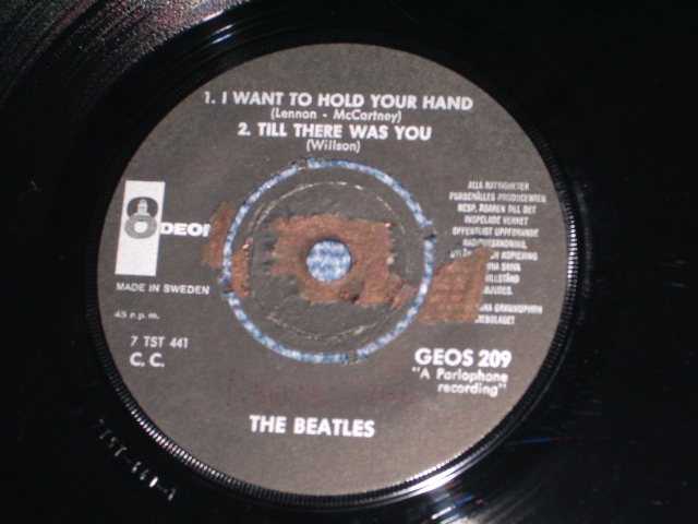 画像: THE BEATLES -  I WANT TO HOLD YOUR HAND  ( 4 Tracks EP : Ex+++/MINT- ) / 1964? SWEDEN ORIGINAL Used 7" EP With PICTURE SLEEVE 