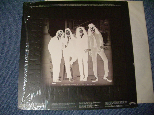 画像:  KISS - DRESSED TO KILL (MINT-/MINT-)  / 1976 Version US AMERICA ORIGINAL 1st PRESS "EMBOSS JACKET"  2nd Press "BLACK PRINTED Label" Used LP 