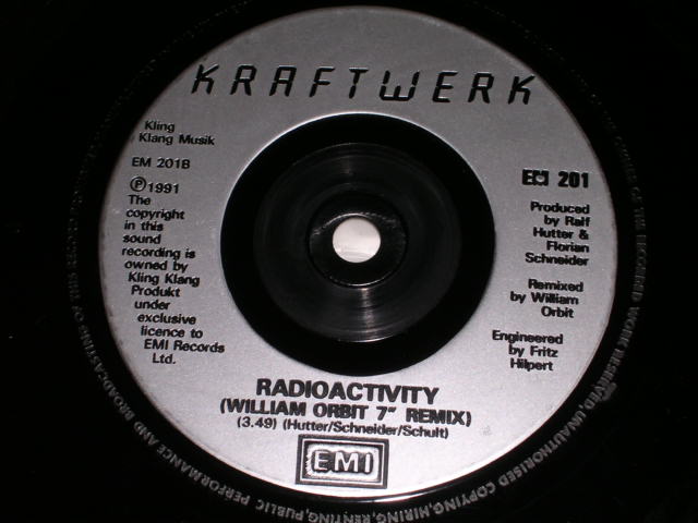 画像: KRAFTWERK - RADIO ACTIVITY   /  1991 UK ORIGINAL 7"SINGLE  With PICTURE SLEEVE