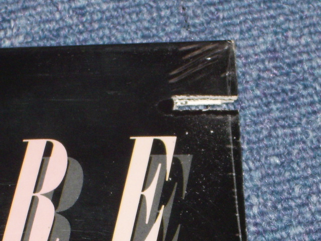 画像: RINGO STARR - RINGO'S ROTOGRAVURE (SEALED CUT OUT) / 1976 US AMERICA ORIGINAL "BRAND NEW SEALED" LP 