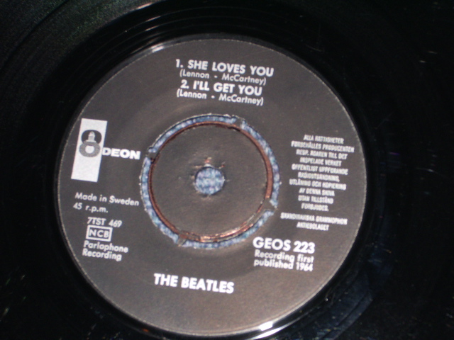 画像: THE BEATLES -  SHE LOVES YOU  ( 4 Tracks EP : Ex+++/MINT- ) / 1964  SWEDEN ORIGINAL Used 7" EP With PICTURE SLEEVE 