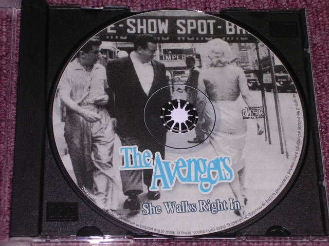 画像: THE AVENGERS SHE WALKS RIGHT IN / ORIGINAL BRAND NEW CD  