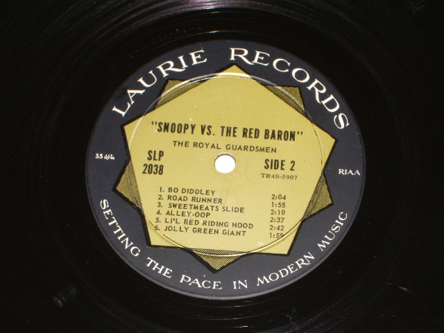 画像: THE ROYAL GUARDSMEN - SNOOPY YS. THE RED BARON  / 1967 US ORIGINAL STEREO LP 