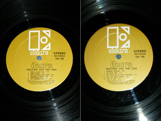 画像: THE DOORS - WAITING FOR THE SUN (Matrix #A) EKS-74024-A 4 CTH-1 B)  EKS74024B- - CTH "COLUMBIA PRESSING PLANT press in TERRA HAUTE"  (Ex++/Ex+)/ 1968 US AMERICA ORIGINAL 1st Press "GOLD Label" STEREO sed LP 