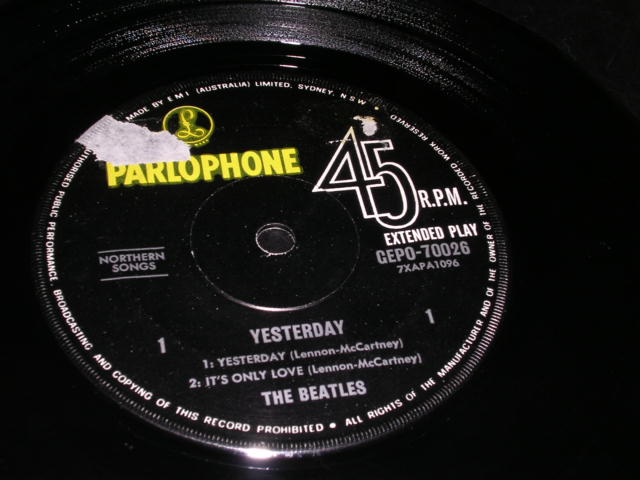 画像: THE BEATLES - YESTERDAY  / 1960s AUSTRALIA  ORIGINAL 7"EP With PICTUER SLEEVE
