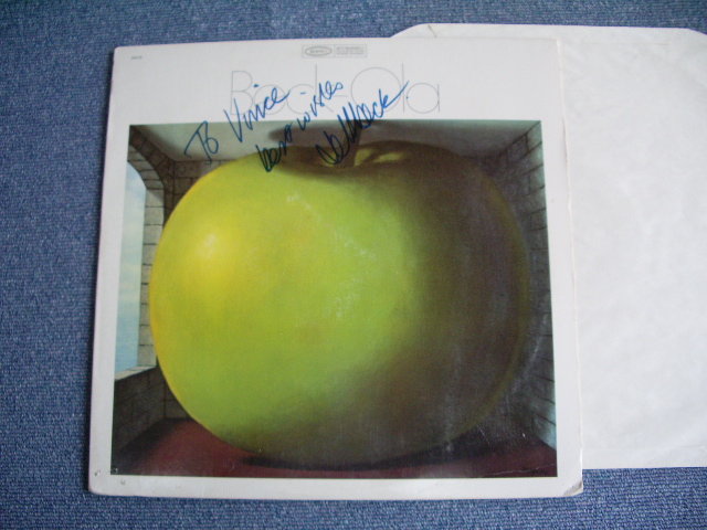 画像1: JEFF BECK - BECK OLA  With JEFF'S REAL AUTOGRAPHED SIGN 直筆サイン !!!!/ US AMERICA REISSUE Used LP 