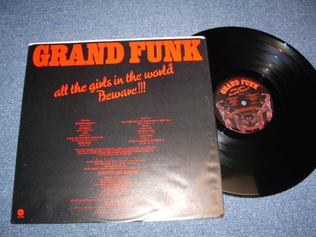 画像: GFR / GRAND FUNK RAILROAD - ALL THE GIRLS IN THE WORLD BEWARE!!! Complete POSTER+INNER-SLEEVE+TITLE STICKER  / 1974 US ORIGINAL LP 